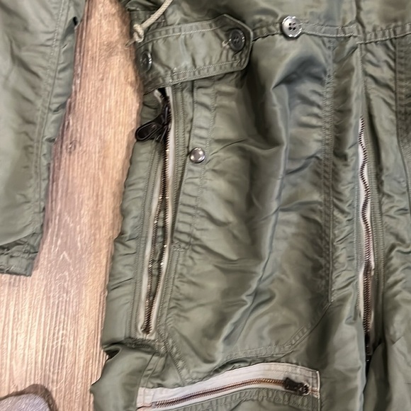 Military green coverall flying suit by John Ownbey co
Size Medium long - Picture 6 of 11